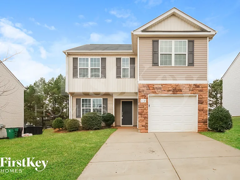 513 Ellingsworth Ln — Photo 1