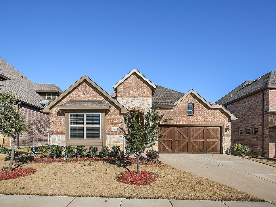 1st image of 241 Bentley Dr