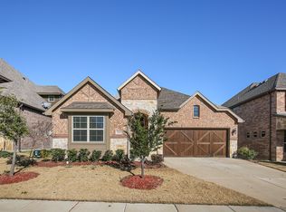 241 Bentley Dr, Midlothian, TX 76065