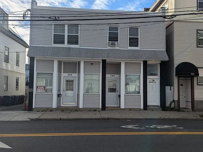 545 Revere St — Photo 1