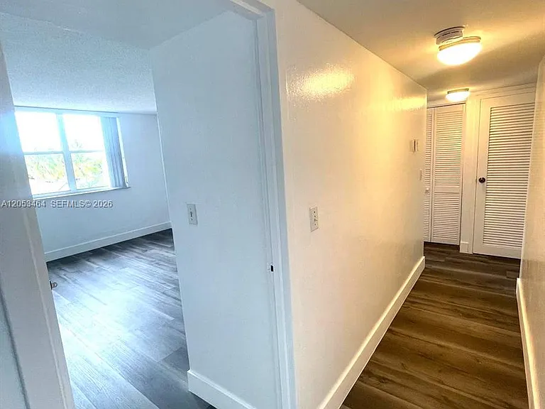 2450 NE 135th St #209 — Photo 12