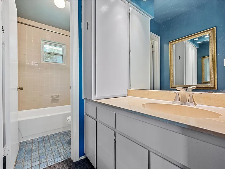 10006 Wildflower Ln #A — Photo 19