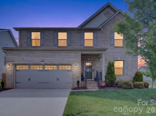 1677 Scarbrough Cir SW, Concord, NC 28025