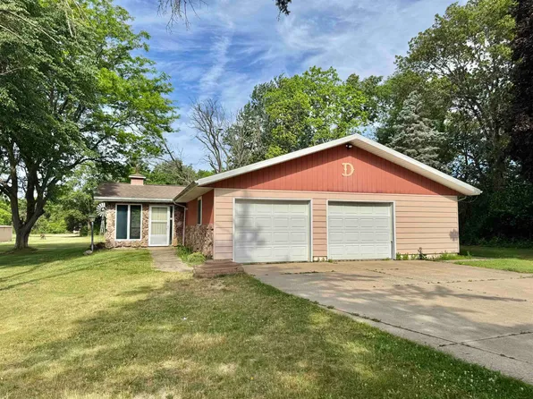 N3971 Brittany Ln, Brodhead, WI 53520