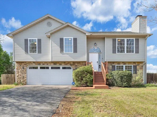 2237 Bloomfield Ave, Roanoke, VA 24012