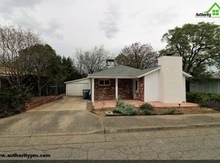 1835 Mesa St, Redding, CA 96001