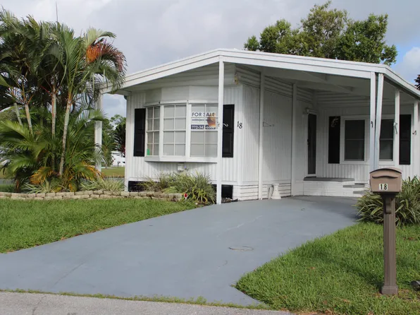 18 Yolanda Lane, Port St Lucie, FL 34952