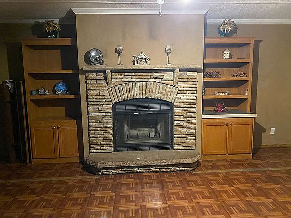5th image of 499 4th St NW