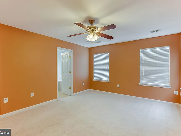 1014 Hampton St — Photo 13