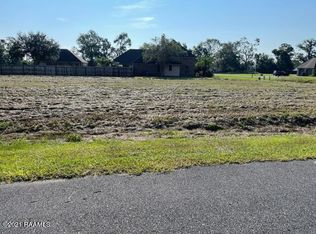 Shoshone Ln, Opelousas, LA 70570