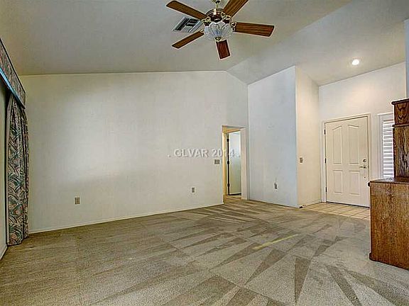 3rd image of 2629 Saltbush Dr
