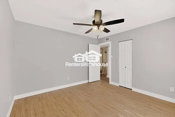 2605 Royal Oaks Dr — Photo 31