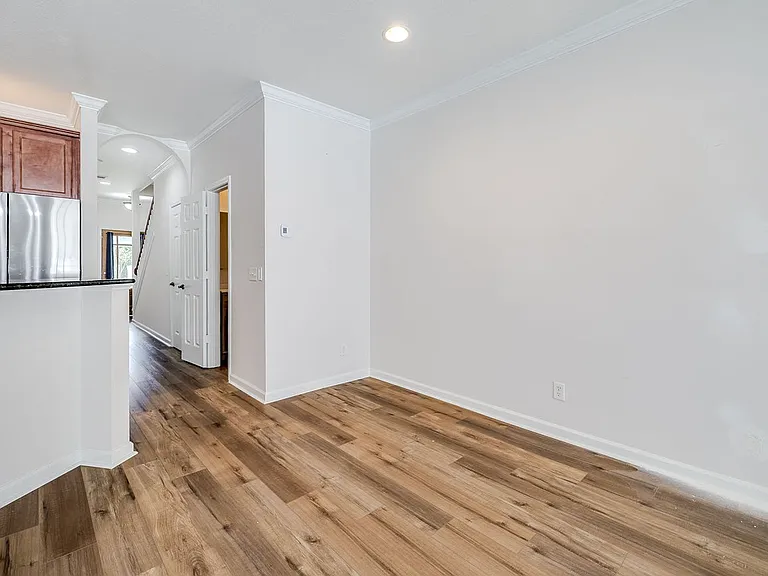 2 Weslyn Park Dr — Photo 7