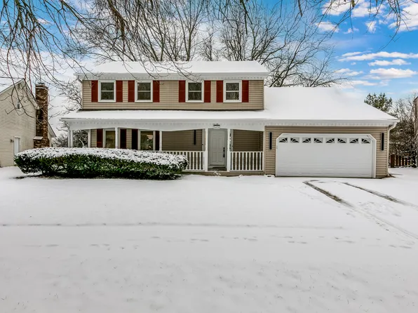 1430 Winchester Ct, Naperville, IL 60563