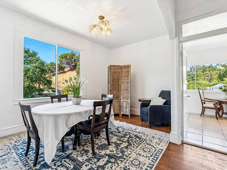 2 Willow Ave #A — Photo 3