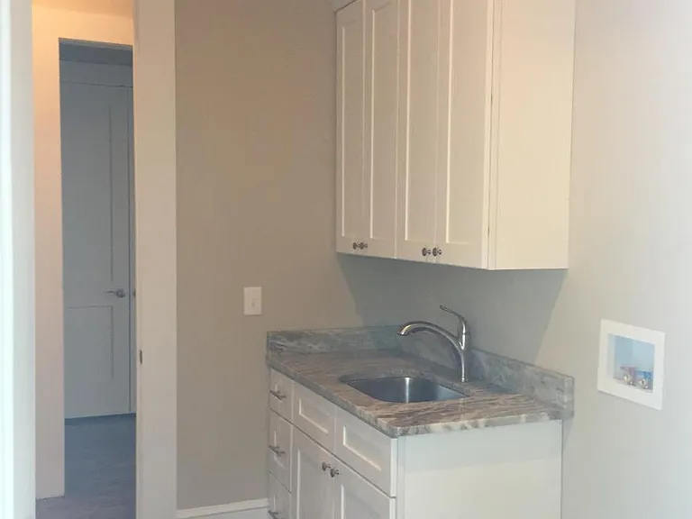 Laundry/Mud Room (view from side entry)