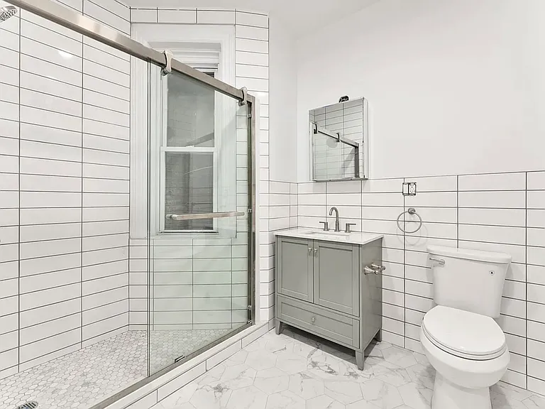 161 Prospect Park W #1L — Photo 10