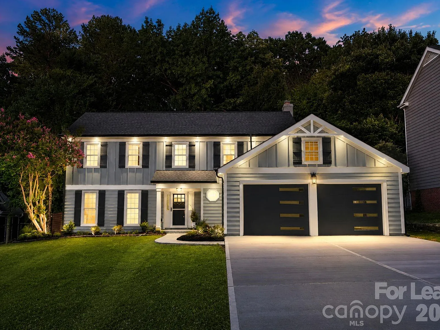 4 bed, 2.5 bath, 2264 sqft, $3,250 — Photo 2
