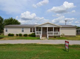 309 S Hillside Rd, Apache, OK 73006