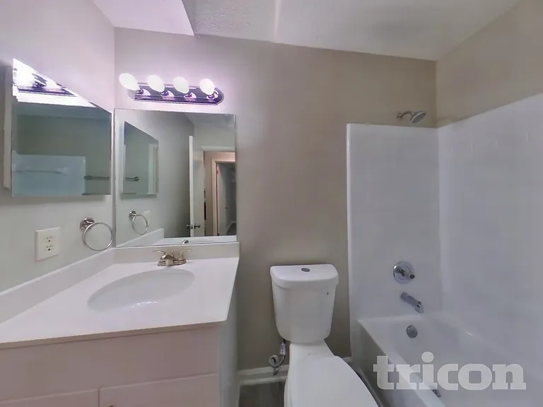 3572 Raymur Villa Dr — Photo 14