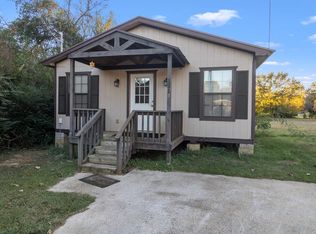 121 Blanton Rd, Palestine, TX 75803