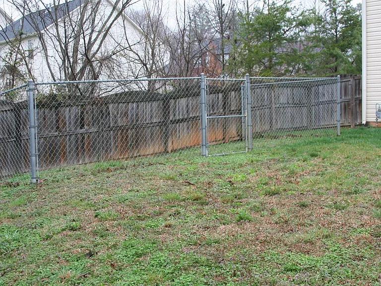 541 Mountain Pass Ln — Photo 26