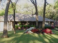 1st image of 2318 Briarwood Dr