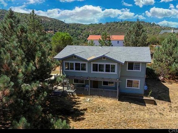 3rd image of 3691 Circle Dr