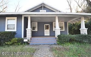2nd image of 3032 Rosselle St