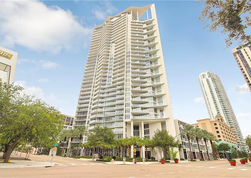 1st image of 175 1st St S #1104