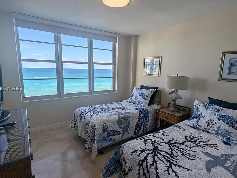 5161 Collins Ave #1217 — Photo 10