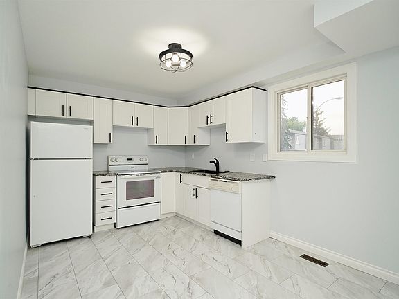 3rd image of 1679 Lakewood Rd NW