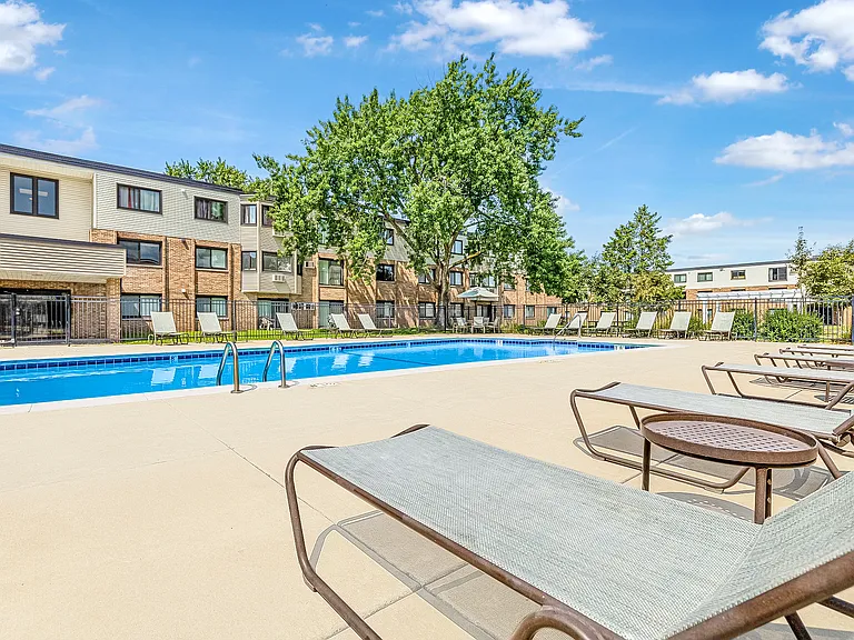 Ridgebrook Apartments — Photo 8