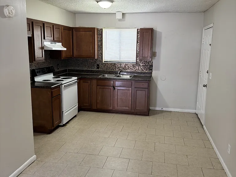 5147 Westchase Ct #1 — Photo 3