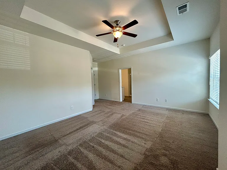 194 Bryon Ln — Photo 25