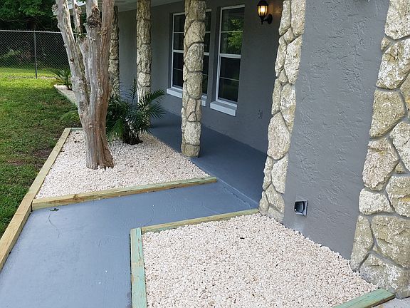 3rd image of 1401 Nottingham Dr