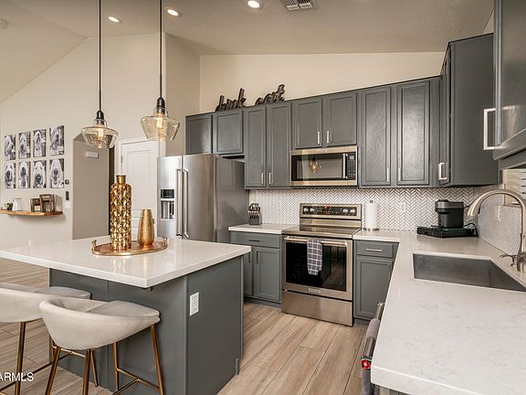 4th image of 9013 W Villa  Maria Drive