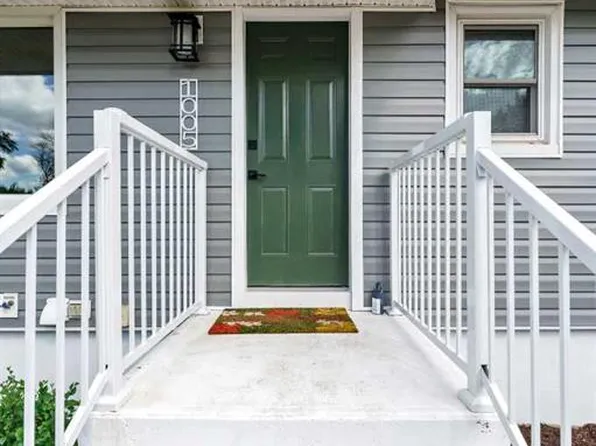 1005 W Bullivant Cres SW, Medicine Hat, AB T1A 5G7