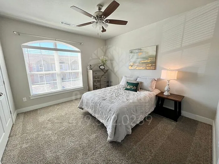 1837 E Brookview Dr — Photo 9