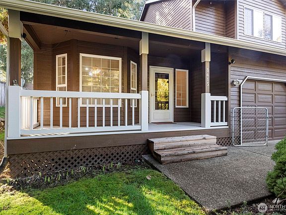 4th image of 8415 Sumac Court SE