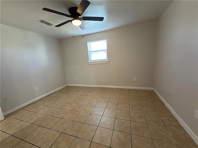 7042 Yorktown Dr — Photo 12