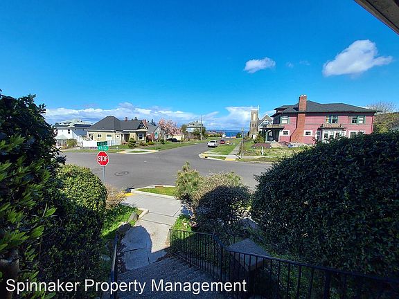 3rd image of 1122 N K St #10996552