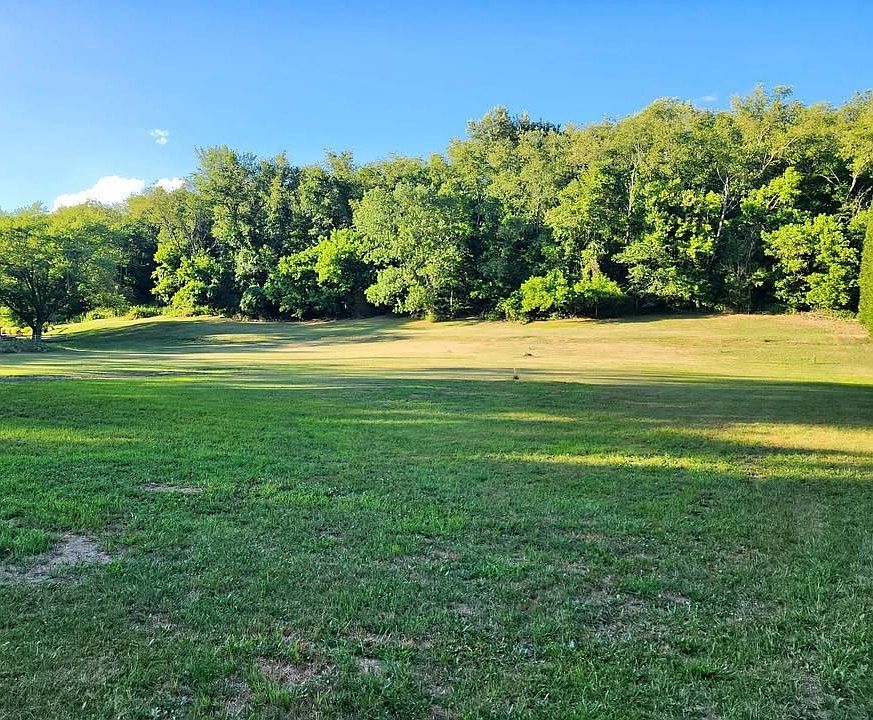 2nd image of 2958 Green Valley Rd