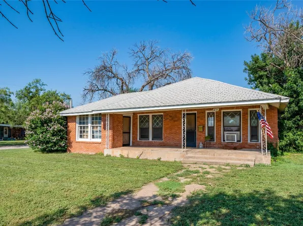 614 S Orient St, Stamford, TX 79553