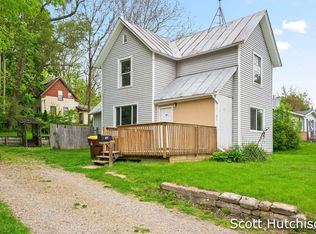 417 Division St, Ionia, MI 48846