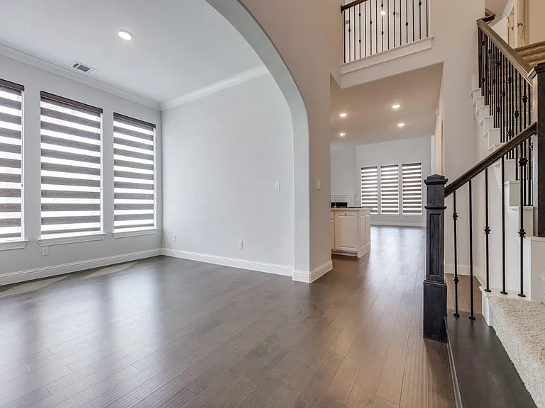 2101 Hebert Ct — Photo 11