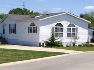 401 Michael Ln, Chenoa, IL 61726