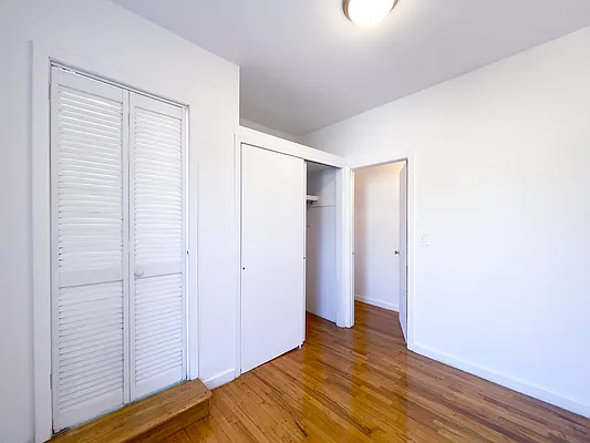 Rented by Compass | media 7