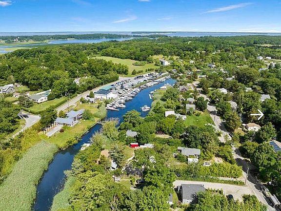 3rd image of 17 Shore Rd