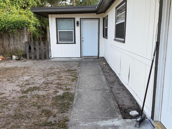 3744 135th Ave APT A